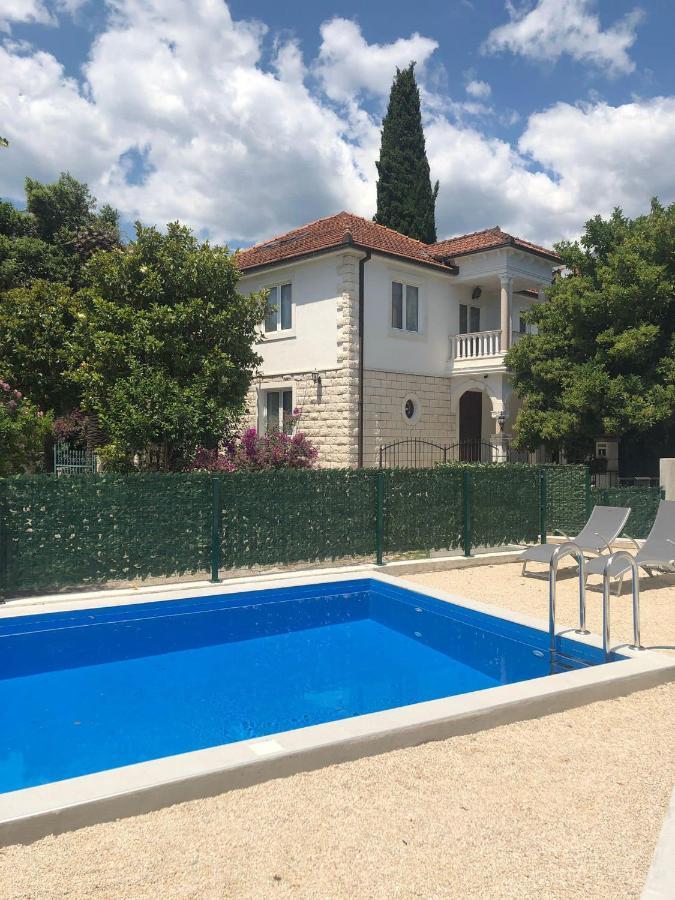 Soko Apartments Huoneistohotelli Soko Herceg Novi Exterior foto